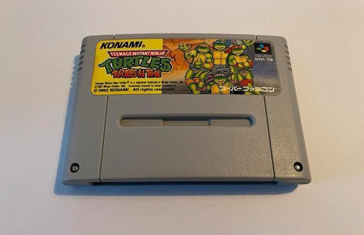 Turtles IV Turtles in Time SNES Super Nintendo SFC NTSC, Spelcomputers en Games, Games | Nintendo Super NES, Zo goed als nieuw