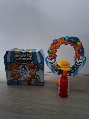 Taart in je gezicht pie face hilarisch spel voor jong en oud beschikbaar voor biedingen