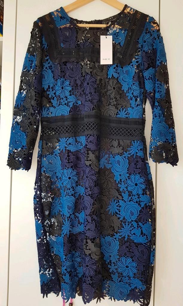 Nieuwe Set Fashion jurk in maat 38 met de labels er nog aan, Kleding | Dames, Jurken, Nieuw, Maat 38/40 (M), Overige kleuren, Onder de knie