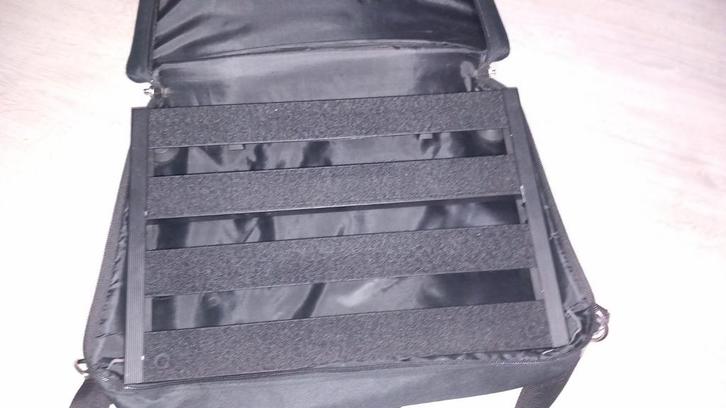 Palmer Pedalbay 40 Pedalboard, Muziek en Instrumenten, Behuizingen en Koffers, Zo goed als nieuw, Elektrische gitaar, Flightcase