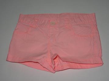 HEMA korte broek 146-152 in ~~nieuw~~ staat beschikbaar voor biedingen