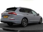 Volkswagen Golf Variant DSG eTSI Business Life Edition Nardo, Stof, Gebruikt, Met garantie (alle), 23 km/l