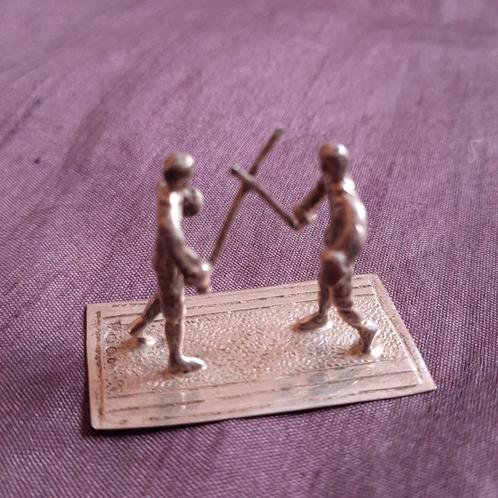 Zilveten Miniatuur Twee Schermende Mannen, Antiek en Kunst, Antiek | Goud en Zilver, Verzenden
