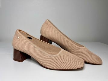 Vivaia Melody Pro Pumps - Beige - Maat 40 beschikbaar voor biedingen