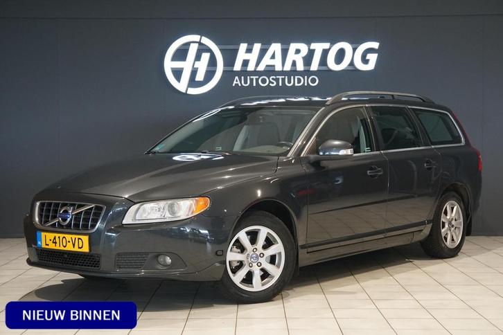 Volvo V70 2.0F Momentum + TREKHAAK / STOELVERWARMING / XENON, Auto's, Volvo, Bedrijf, Te koop, V70, ABS, Adaptieve lichten, Airbags