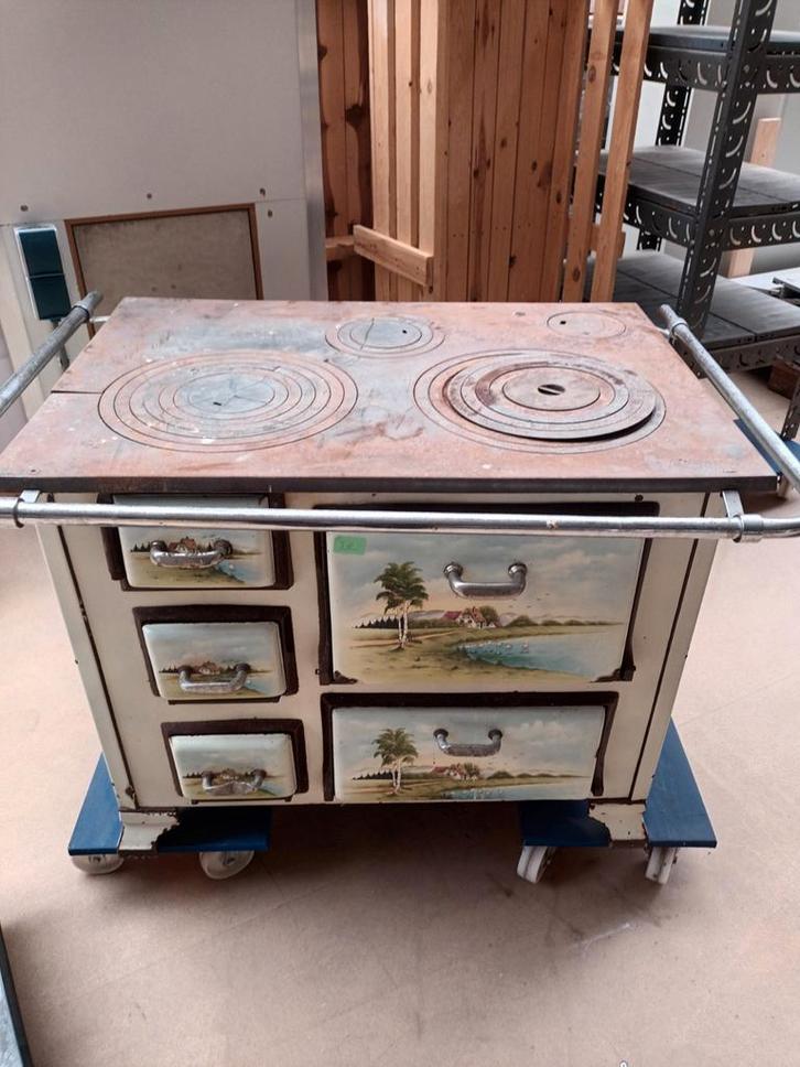 Ouderwets fornuis met emaille landschappen, Antiek en Kunst, Antiek | Emaille, Ophalen of Verzenden