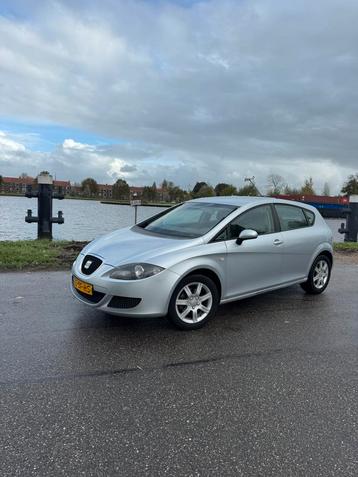 Seat Leon 2005 Grijs CarPlay airco beschikbaar voor biedingen