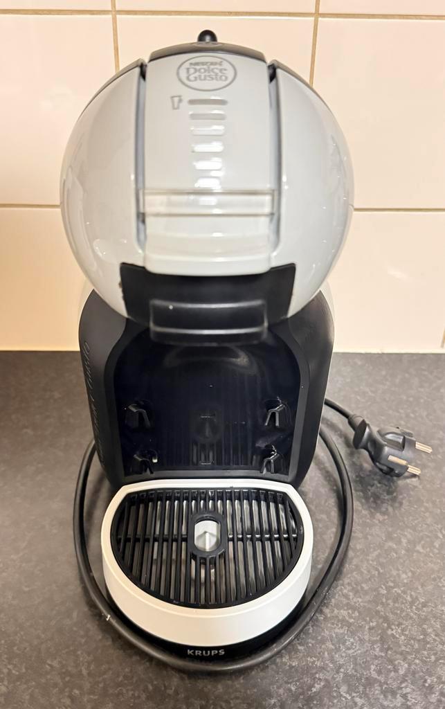 Dolce Gusto Mini-Me - Koffiezetapparaat - Grijs, Witgoed en Apparatuur, Koffiezetapparaten, Gebruikt, Koffiepads en cups, Koffiemachine