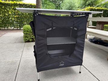 BO-CAMP campingkast zwart met 2 legplanken beschikbaar voor biedingen