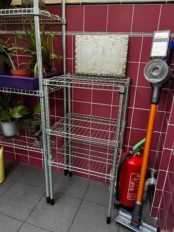 Metalen rek opbergrek stellingkast schoenenrek beschikbaar voor biedingen