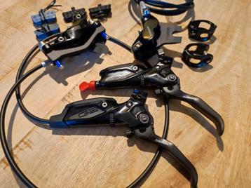 Nieuwe Sram G2 Ultimate remmen met extra remblokken  beschikbaar voor biedingen