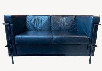 Design Harvink bankje Le Corbusier stijl beschikbaar voor biedingen