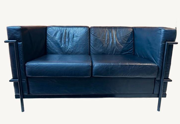 Design Harvink bankje Le Corbusier stijl, Huis en Inrichting, Banken | Sofa's en Chaises Longues, Gebruikt, Tweepersoons, Minder dan 150 cm