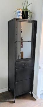 Industriële Apothekerskast Zwart Metaal op Wieltjes, Huis en Inrichting, Ophalen, Minder dan 50 cm, Zo goed als nieuw, Metaal