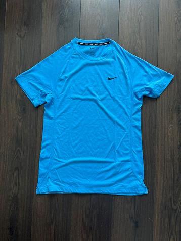 Nike performance flex shirt beschikbaar voor biedingen
