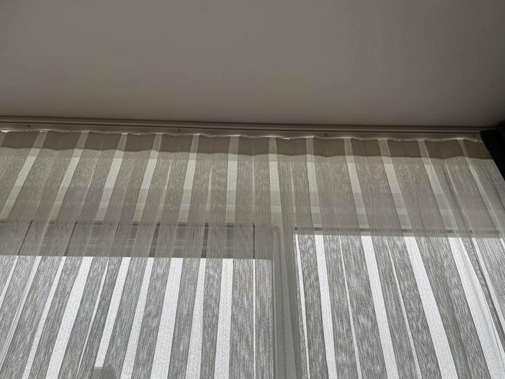 Inbetween Gordijnen Wit - 2 Stuks (Grote Maten- 250 cm hoog), Huis en Inrichting, Stoffering | Gordijnen en Lamellen, Gebruikt