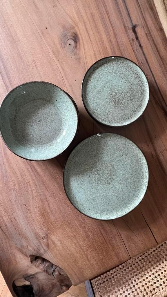 Ceramic dinnerware set (4 person), Huis en Inrichting, Keuken | Servies, Zo goed als nieuw, Kop(pen) en/of Schotel(s), Overige stijlen