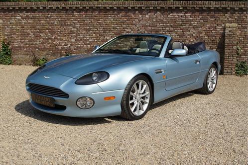 Aston Martin DB7 Vantage Volante Low mileage and cherished e, Auto's, Oldtimers, Te koop, Lederen bekleding, Metallic lak, Open dak