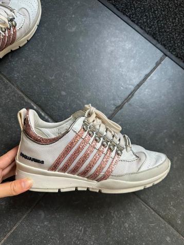 Dsquared Sneakers Maat 37 beschikbaar voor biedingen