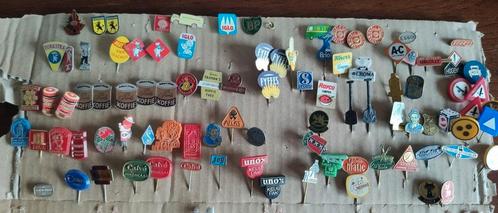 Pins jaren 60/70, Verzamelen, Speldjes, Pins en Buttons, Zo goed als nieuw, Ophalen of Verzenden