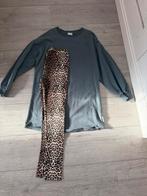 Petit Blush jurkje 12Y met legging 10Y nieuwstaat, Ophalen of Verzenden, Zo goed als nieuw, Meisje, Jurk of Rok