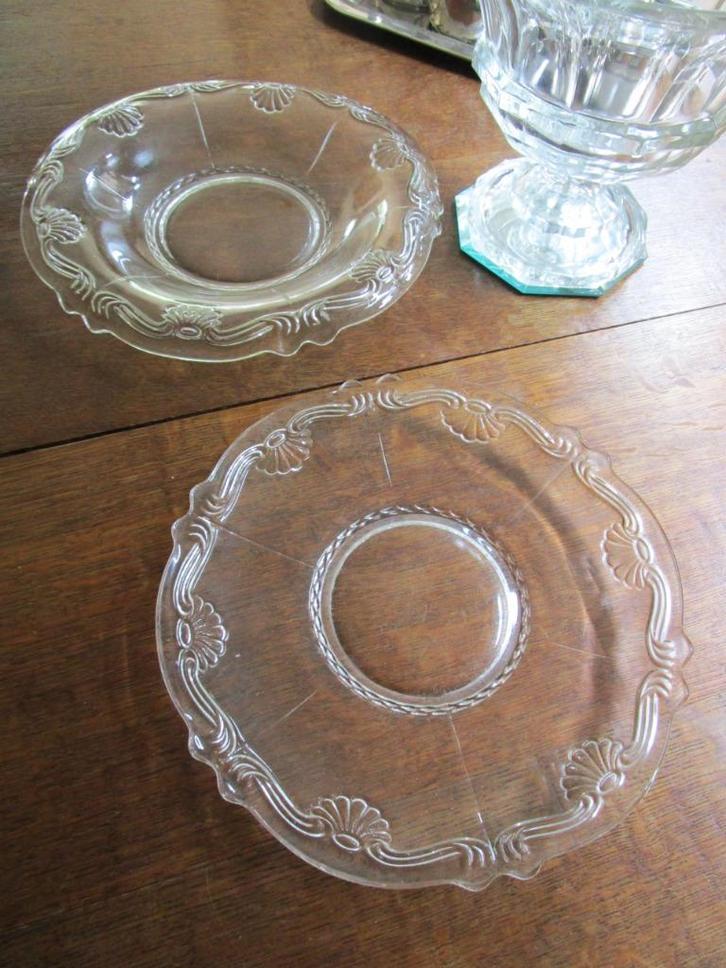 2 oude glazen serveersschalen, Antiek en Kunst, Antiek | Glas en Kristal, Ophalen of Verzenden