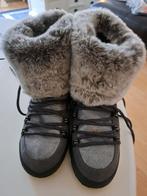 Snowboots, Ophalen of Verzenden, Zo goed als nieuw, Zwart, Snowboots