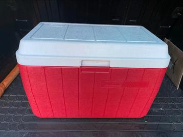 Grote Coleman koelbox beschikbaar voor biedingen