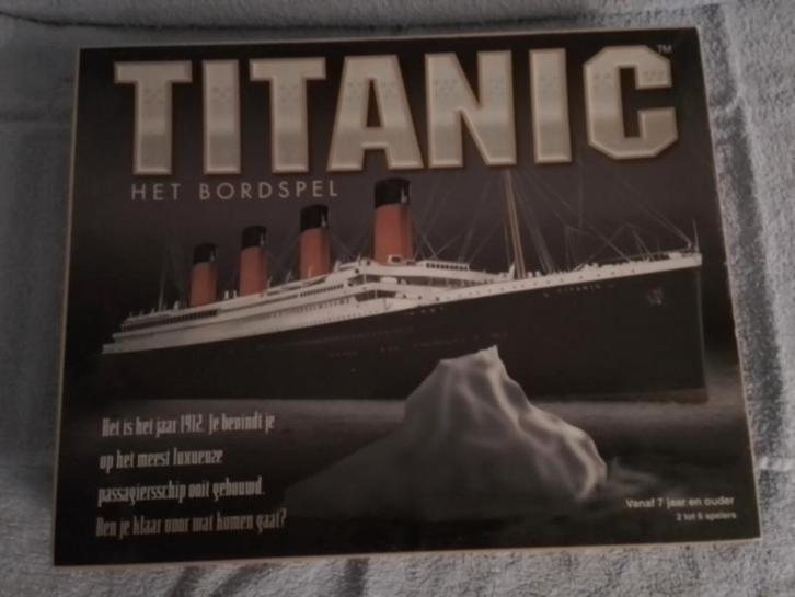 Titanic Bordspel - Beleef de ramp!, Hobby en Vrije tijd, Gezelschapsspellen | Bordspellen, Gebruikt, Een of twee spelers, Drie of vier spelers