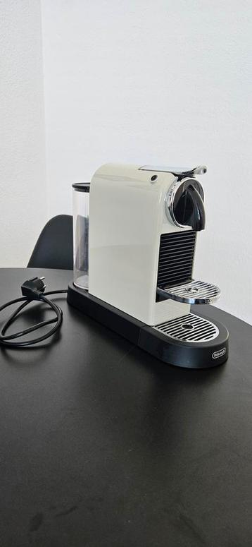 DE LONGHI Nespresso wit koffie beschikbaar voor biedingen