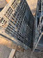 Gebruikte Kunststof Pallet - Duurzaam en Betrouwbaar, Doe-het-zelf en Verbouw, Kratten en Dozen, Ophalen, Gebruikt, 100 cm of meer