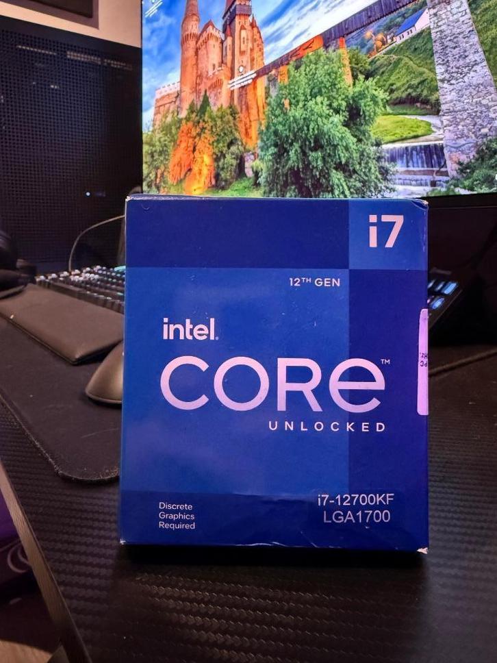 Intel Core i7-12700KF Processor - Geseald, Computers en Software, Processors, Nieuw, 4 Ghz of meer, Ophalen of Verzenden