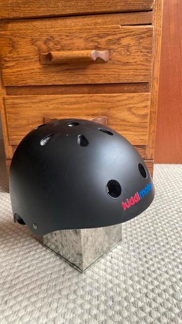 Kiddimoto fietshelm 53-58cm beschikbaar voor biedingen