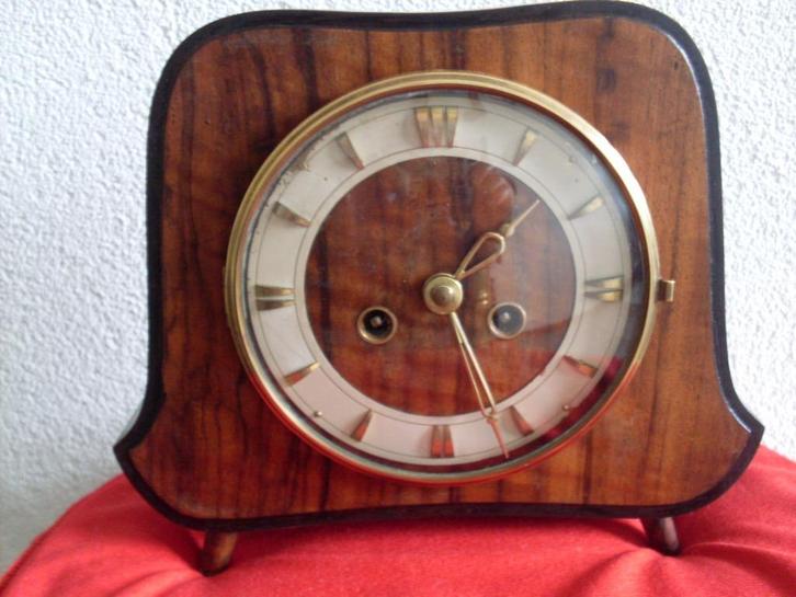 Cabinetklokje met slagwerk { Schatz }, Antiek en Kunst, Antiek | Klokken, Ophalen