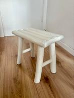 Tof wit (planten) krukje, Ophalen, Zo goed als nieuw, Hout