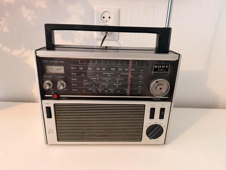 Sony TR-1300 Vintage Wereldontvanger, Audio, Tv en Foto, Radio's, Zo goed als nieuw, Wereldontvanger, Ophalen of Verzenden