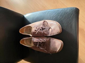 Bruine Clarks lederen schoenen maat 9,5 (44,5) beschikbaar voor biedingen