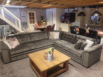 *OPRUIMING* Hoekbank Maya 307x277cm Antraciet €1829 NU €1599 beschikbaar voor biedingen