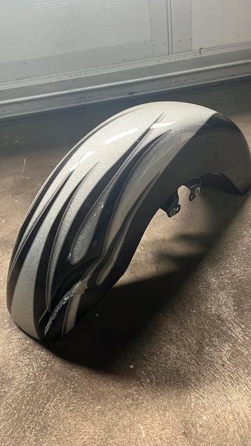Spatbord Harley Streetglide CVO schade  beschikbaar voor biedingen