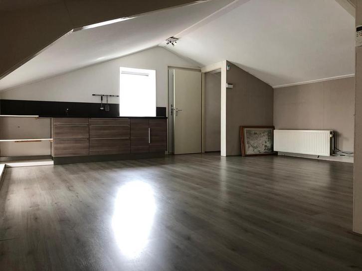 Te huur kantoor met airco en toilet Euregio Enschede, Zakelijke goederen, Bedrijfs Onroerend goed, Kantoorruimte, Huur