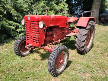 International cormick d 217 dubbele hark deutz fahr  beschikbaar voor biedingen