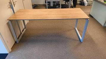 Bureau Tafel 80x200 Verstelbaar beschikbaar voor biedingen