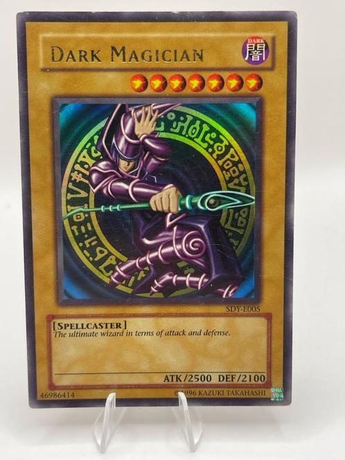 Yu-Gi-Oh! Dark Magician – SDY-E005, Hobby en Vrije tijd, Verzamelkaartspellen | Yu-gi-Oh!, Losse kaart, Ophalen of Verzenden