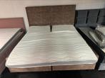 Bruine boxspring met hoofdeinde, Ophalen of Verzenden, Zo goed als nieuw, Tweepersoons, 160 cm