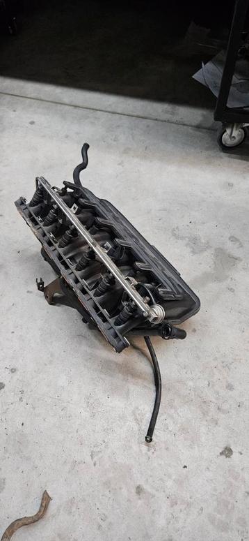 BMW E46 328 inlaat met injectoren M52B28TU beschikbaar voor biedingen