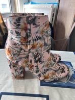 Bloemen Enkellaarsjes - Maat 38, Kleding | Dames, Schoenen, Overige kleuren, Lage of Enkellaarzen, Ophalen of Verzenden, Zo goed als nieuw