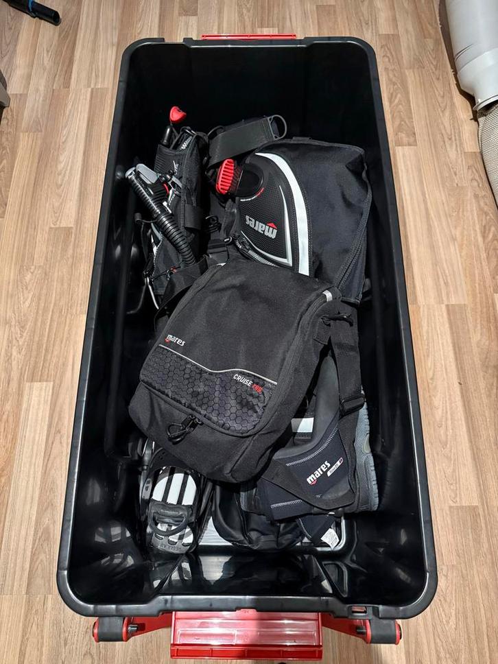 Complete Mares Duikset (excl. duikfles), Watersport en Boten, Duiken, Gebruikt, Overige typen, Ophalen