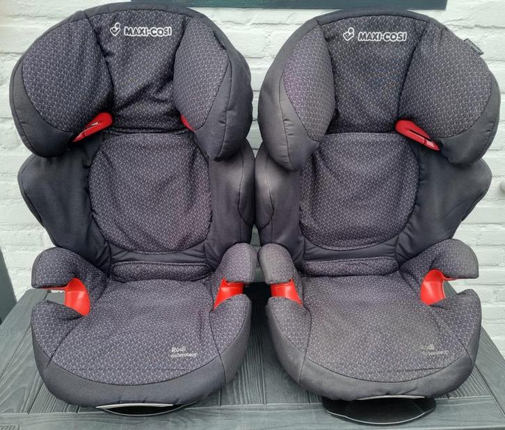 2x Maxi-Cosi RodiFix Autostoel - 15-36 kg, Kinderen en Baby's, Autostoeltjes, Gebruikt, Maxi-Cosi, 15 t/m 36 kg, Autogordel, Verstelbare rugleuning