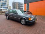 Mercedes w124 E200  136pk Automaat Sportline VASTE PRIJS, Auto's, Mercedes-Benz, Automaat, 1365 kg, Grijs, Particulier