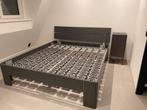 Bed Fresh grijs + hoofdbord + schotelbodems 180x200, Ophalen, Tweepersoons, Zo goed als nieuw, 180 cm